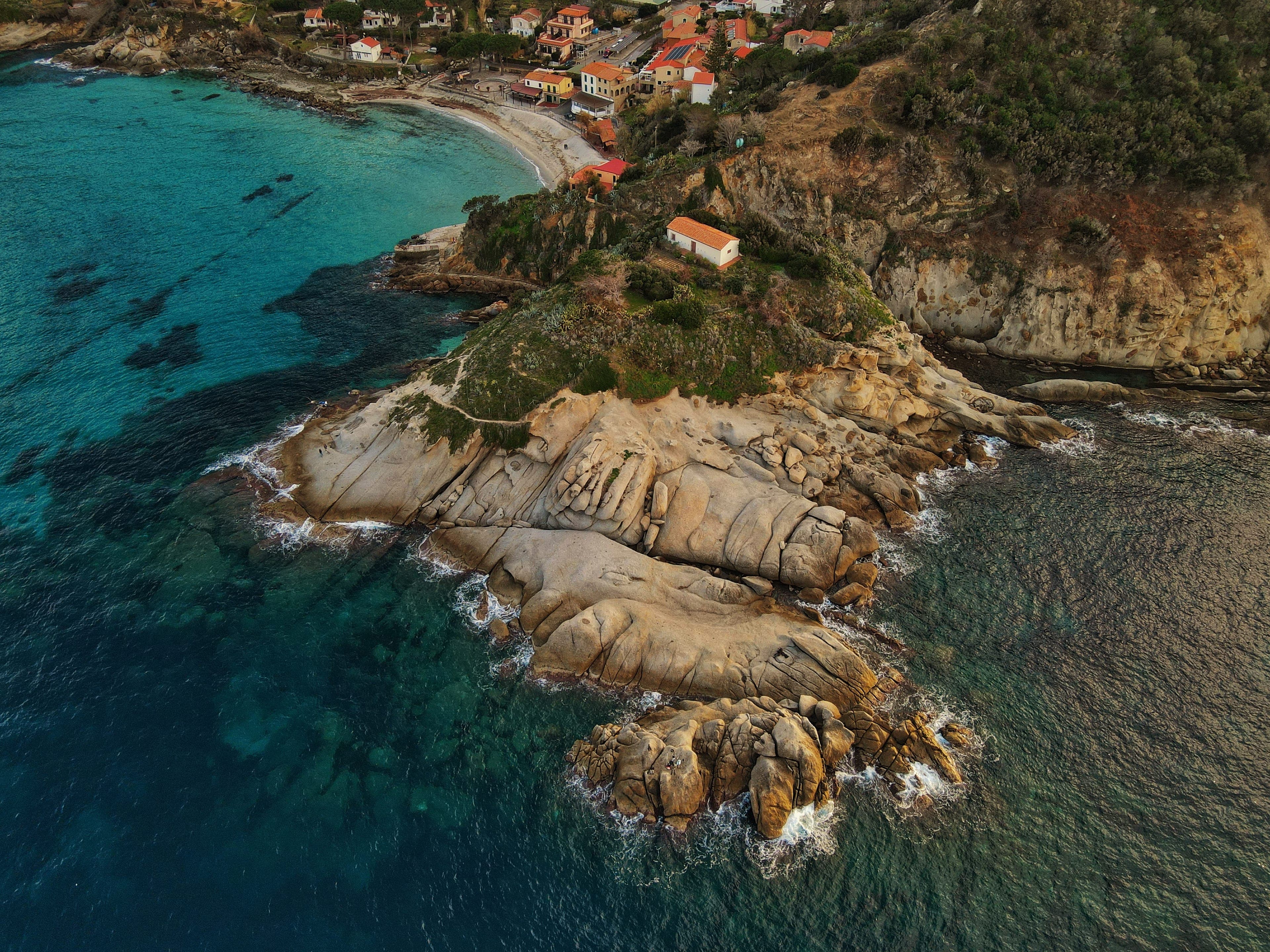 Capoliveri — borgo collinare raggiunto in auto, Isola d'Elba